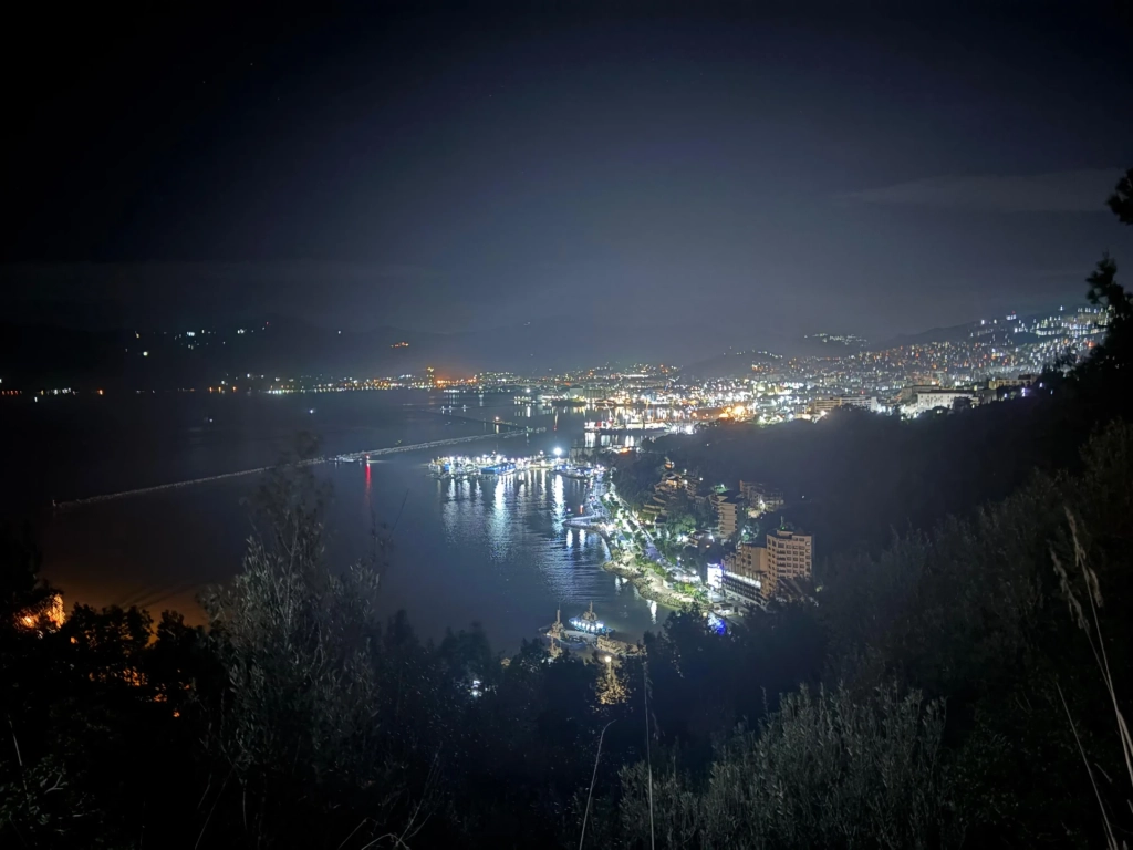 golfe de bejaïa vu de nuit