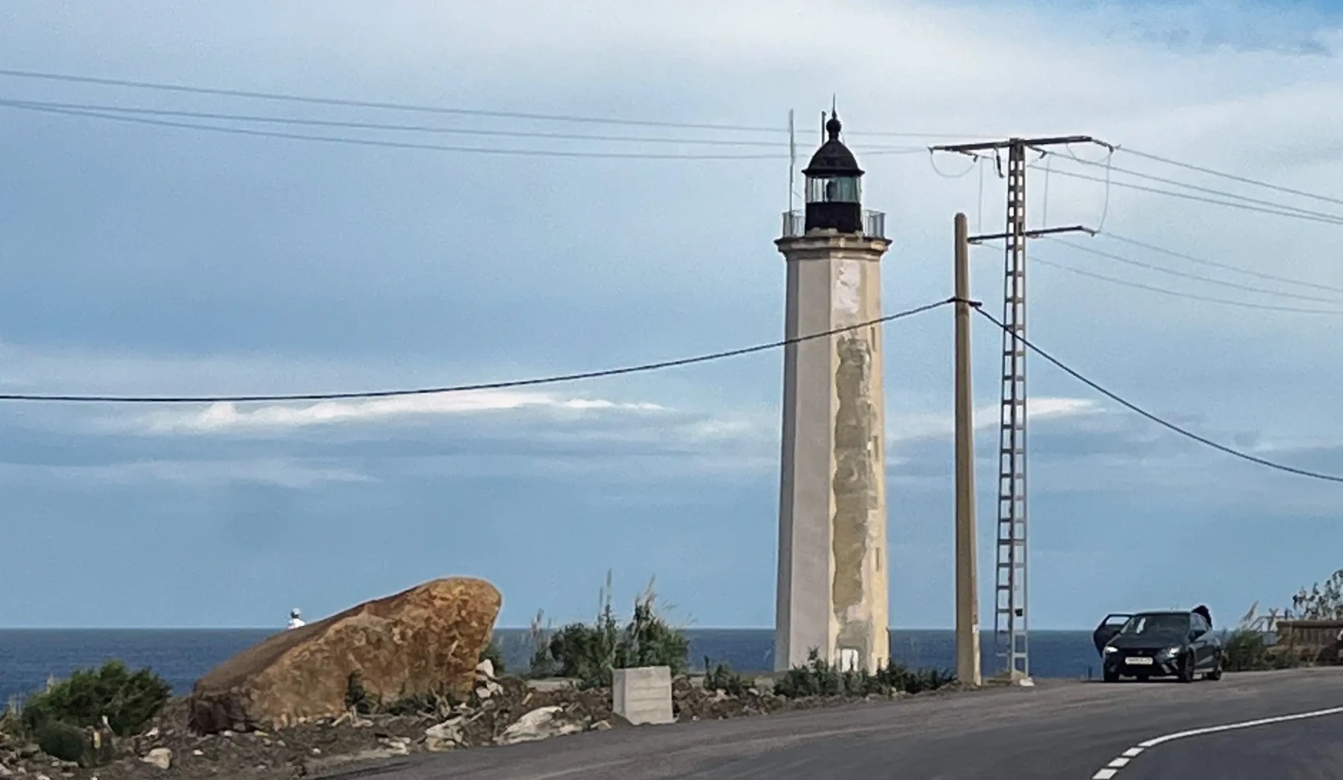 phare du cap sigli, symbole de sécurité pour les mentions legales algériaventures